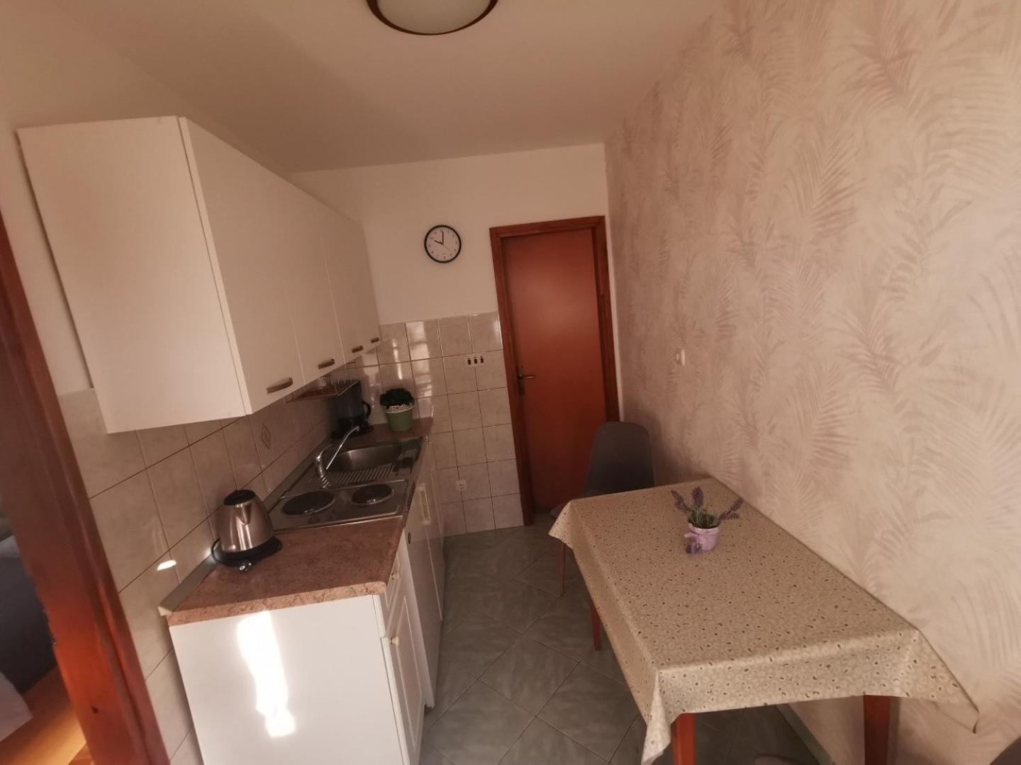 Guest house And With Parking Space - 24373 Porec